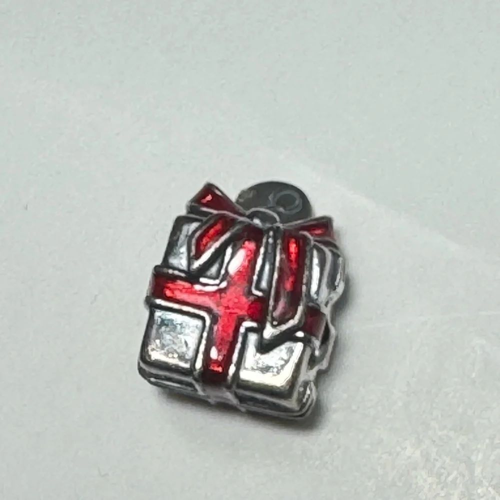 Pandora Precious Gift Present Charm Sterling Silver S925 ALE Red Enamel Gift Box - Picture 3 of 5
